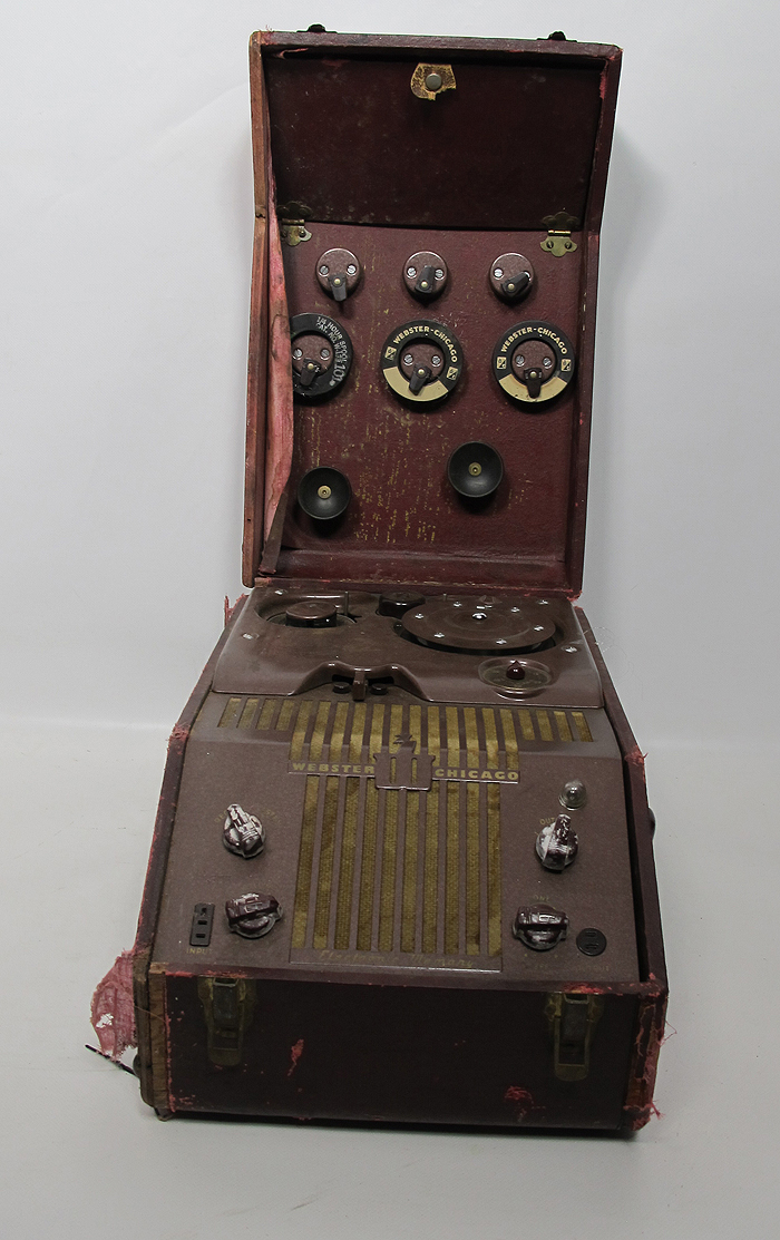 1940's ster Chicago Electronic Memory Model 288 1R Wire Recorder