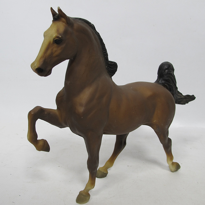 Vintage Kentucky Saddlebred Marked Sorrel Breyer Horse w/ Red Braid in